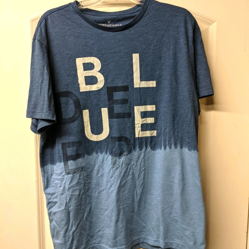 American eagle t-shirt